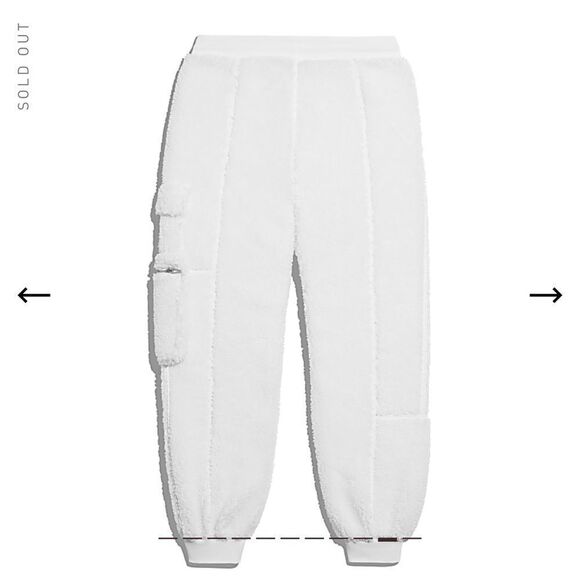 NWT* IVY PARK X ADIDAS TEDDY CARGO SWEAT PANTS - Picture 3 of 10